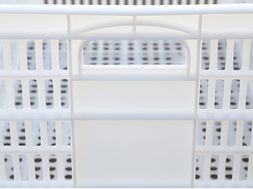 Convenient Handle Design